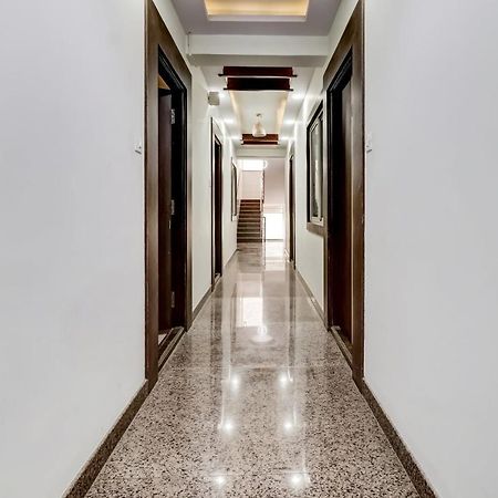 Oyo 81895 Nr Homes Bangalore Extérieur photo